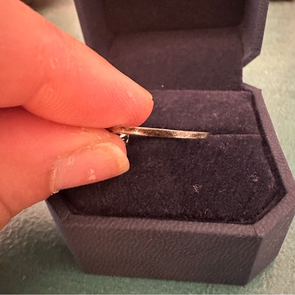 Sterling Silver Garnet Ring - Picture 4 of 4